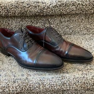 Magnanni two tone Oxford shoes size 8 1/2 M